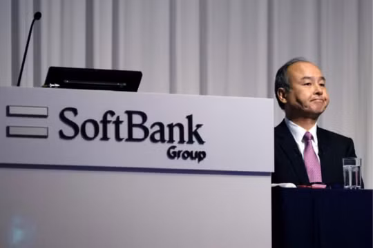 Bắc Kinh siết chặt quản lý, SoftBank thận trọng rút bớt đầu tư tại Trung Quốc