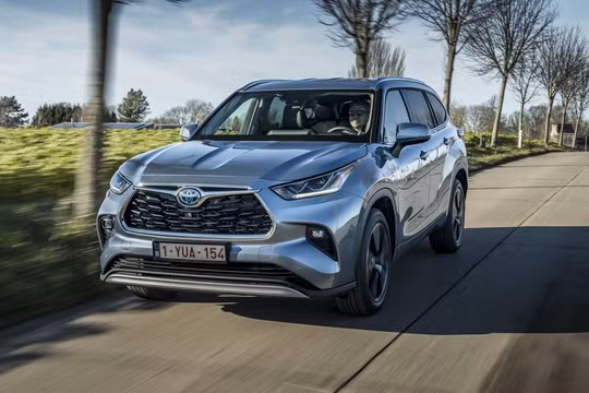 Toyota Highlander 2021 ra mắt tại châu Âu