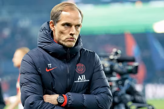 HLV Thomas Tuchel tạm dẫn dắt CLB Chelsea trong 18 tháng