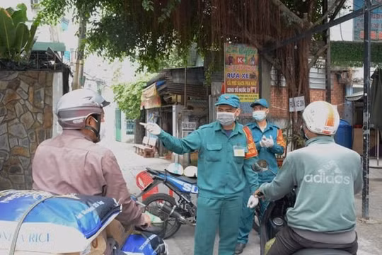 Phó Thủ tướng Trương Hoà Bình: TPHCM không được lơ là, chủ quan trong phòng chống dịch COVID-19