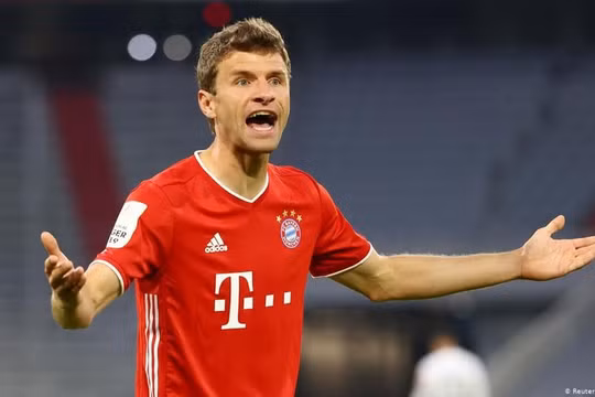 Thomas Muller dương tính với Covid-19