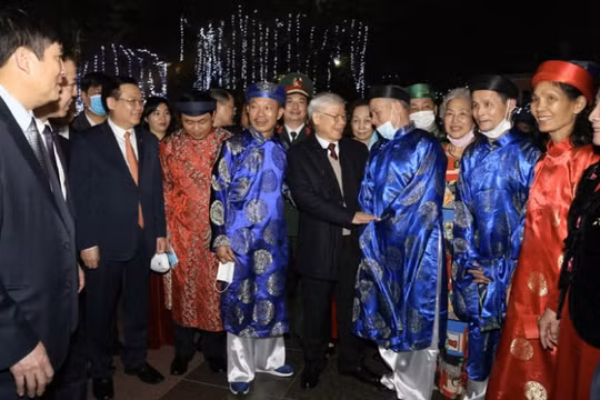 Tổng Bí thư, Chủ tịch nước Nguyễn Phú Trọng chúc Tết Đảng bộ, chính quyền và nhân dân Thủ đô