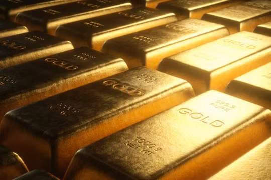 Giá vàng thế giới 25/2: Giảm 1% khi đồng đô la tăng