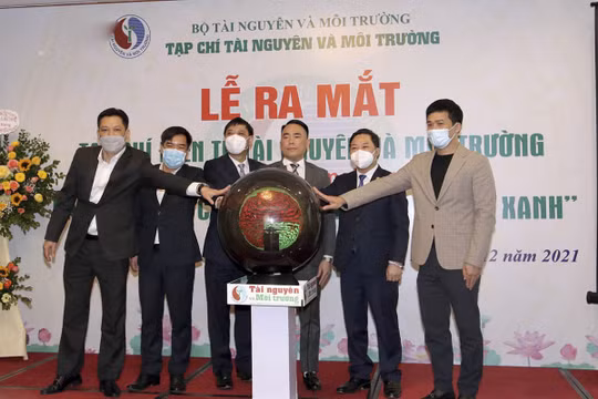Ra mắt Tạp chí điện tử Tài nguyên và Môi trường
