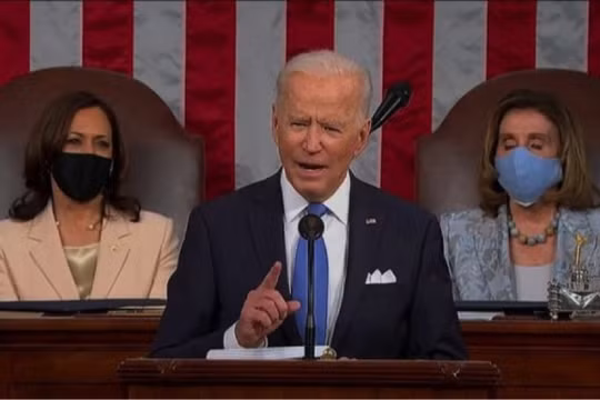 Tổng thống Biden cam kết tăng thuế người giàu và tiết lộ khoản viện trợ khổng lồ 1,8 nghìn tỷ USD