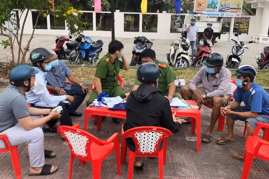 Bạc Liêu: Xử phạt gần 60 người không tuân thủ quy định phòng dịch