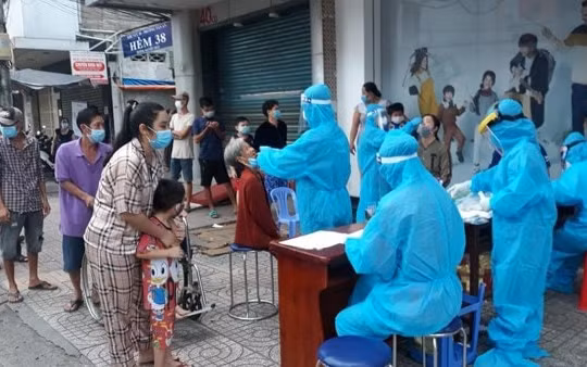 Sáng 9/8, thêm 5.155 ca mắc COVID-19, trên 9,4 triệu liều vaccine đã được tiêm