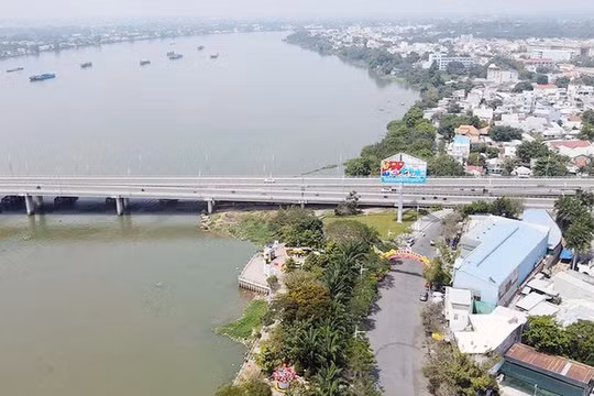 Khẩn trương thẩm định kế hoạch chọn nhà thầu dự án đường 1.300 tỷ đồng ven sông Đồng Nai