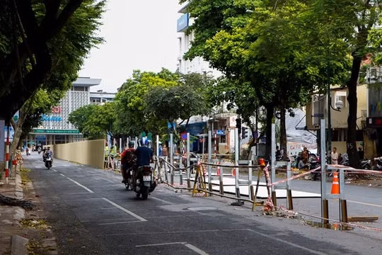 Thi công ga ngầm S12 tuyến đường sắt đô thị Nhổn - ga Hà Nội, phương tiện di chuyển thế nào?