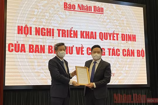 Công bố quyết định bổ nhiệm Phó Tổng Biên tập Báo Nhân Dân
