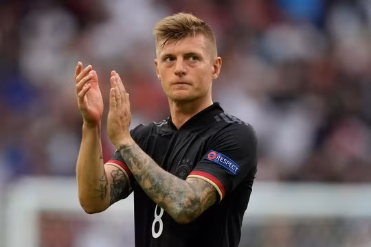 Toni Kroos chia tay đội tuyển tuyển Đức