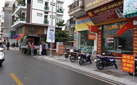 Quảng Ninh phong tỏa một số khu vực ở thành phố Hạ Long