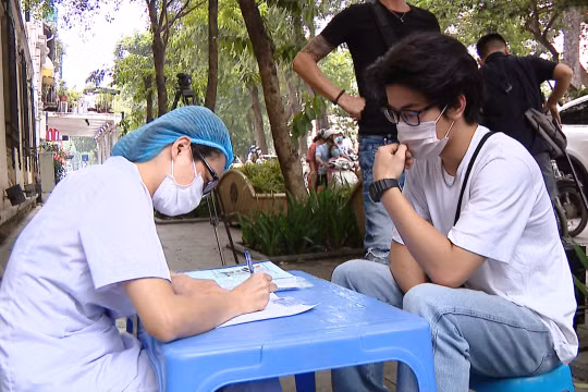 Hà Nội: Một số người dân vẫn còn tâm lý chủ quan, lơ là trong công tác phòng chống dịch