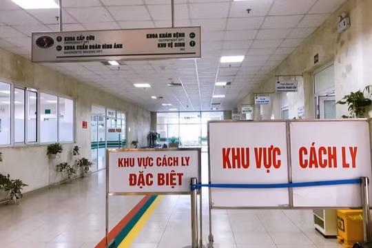 Phong toả Bệnh viện Bệnh Nhiệt đới Trung ương, xét nghiệm tất cả các nhân viên y tế
