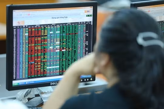 Cổ phiếu bluechips bị bán tháo, Vn-Index giảm tới hơn 40 điểm