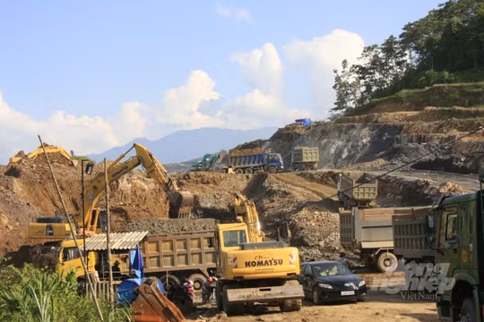 Lào Cai: Khởi tố, bắt tạm giam giám đốc doanh nghiệp Lilama tận thu, thu gom quặng a-pa-tít trái phép