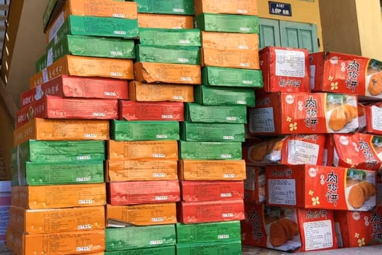 Phát hiện hơn một vạn bánh trung thu không rõ nguồn gốc tại thủ phủ bánh kẹo La Phù