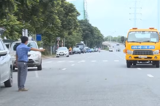 Hà Nội: Cứu hộ giao thông "0 đồng" trong đợt giãn cách xã hội