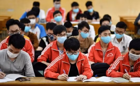 Hà Nội: Đề xuất cho học sinh các cấp đi học trở lại từ 10/7