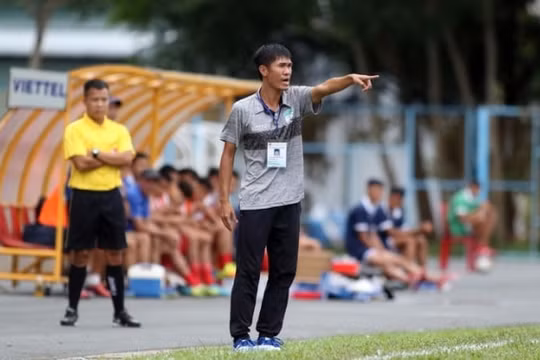 Thầy Park đích thân chiêu mộ tướng tài của bầu Đức