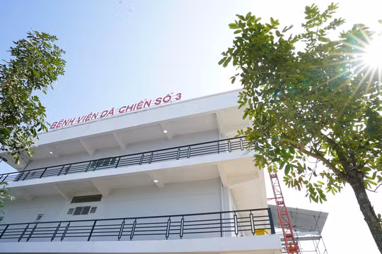 Bệnh viện dã chiến số ba tại Hải Dương chính thức đi vào hoạt động