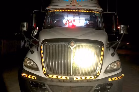 Lời khai của tài xế gây tai nạn, xe kéo thi thể chạy 60km