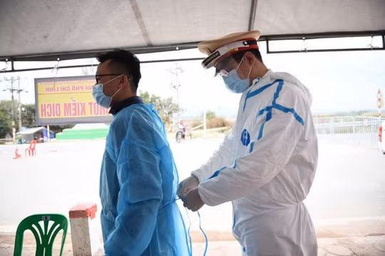 Hai trường Đại học Úc dự báo “trật lất” về tình hình dịch bệnh, TS Vũ Thành Tự Anh lên tiếng
