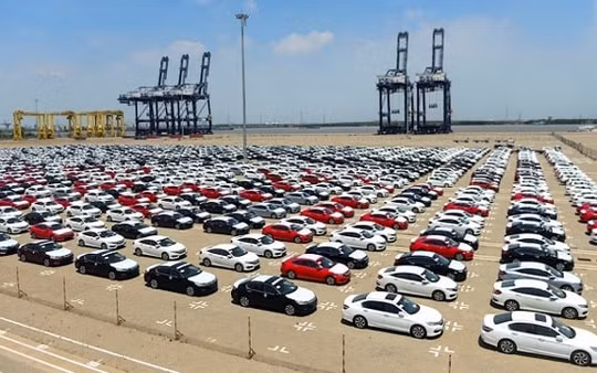 Nhập khẩu ô tô tăng kỷ lục trong tháng 3/2021