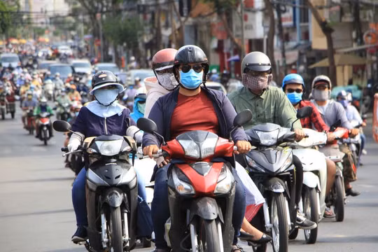 Vì sao TP.HCM, Nam Bộ nắng nóng 36 độ C trên diện rộng?