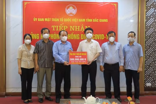 Tổng Công ty Điện lực miền Bắc ủng hộ 1 tỷ đồng chung tay cùng Bắc Giang, Bắc Ninh phòng chống dịch Covid-19