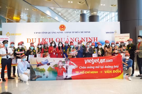 Vietjet "xông đất" sân bay Vân Đồn năm mới Tân Sửu