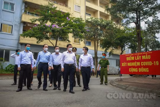 Bí thư Hà Nội: Các bác sĩ, bệnh nhân tại BV Bệnh Nhiệt đới cơ sở 2 bình tĩnh cách ly, chống lây chéo
