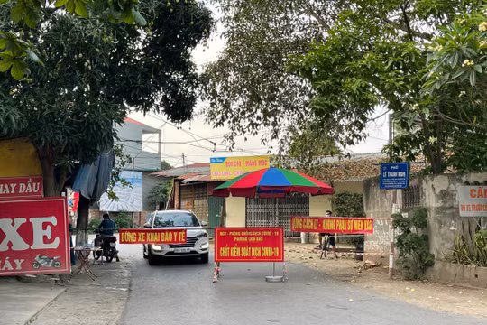 Chủ tịch tỉnh Vĩnh Phúc: Tập trung toàn lực chống dịch COVID-19