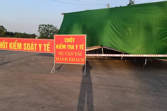 Thừa Thiên Huế phát hiện ca thứ 3 nghi dương tính với SARS-CoV-2