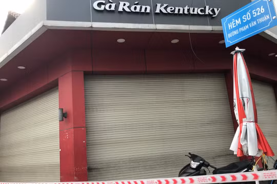Phong tỏa cửa hàng KFC và một công ty dược phẩm trong KCN Biên Hoà