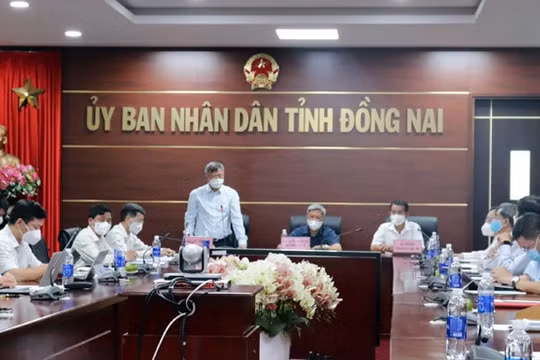 Thứ trưởng Bộ Y tế Nguyễn Trường Sơn: “Đồng Nai cần tăng cường thành lập các Tổ Covid-19 trong doanh nghiệp”
