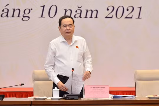 Thảo luận, xây dựng chuyên đề Đổi mới tổ chức, nâng cao chất lượng hoạt động của Quốc hội