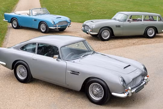 3 siêu xe cổ Aston Martin DB5 có giá bán lên tới 5,6 triệu USD