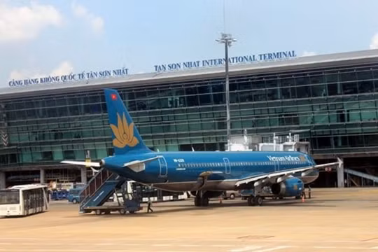 Tạm dừng vận chuyển hành khách trên đường bay TP.Hồ Chí Minh - Hà Nội