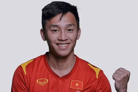 Văn Hiếu lọt top 5 cầu thủ trẻ hay nhất vòng bảng Futsal World Cup 2021
