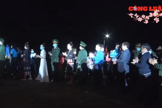 Xuân Biên phòng - Ấm lòng dân biên giới