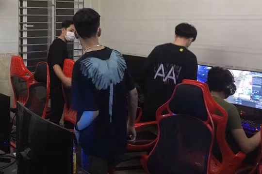 Hà Nội: Xử lý quán game bất chấp lệnh cấm, thiết kế phòng kín cho khách vào chơi