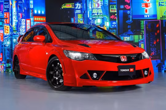 Anh: Bản độ Honda Civic Type R 2007 có giá bán hơn 127.000 USD