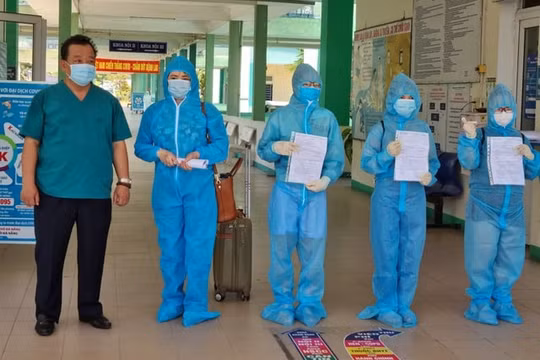 Đà Nẵng: 4 bệnh nhân mắc Covid-19 được xuất viện
