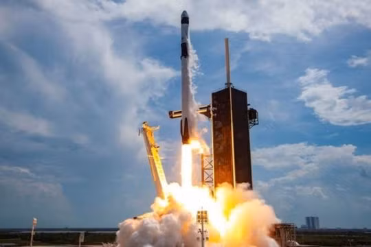 SpaceX phá kỷ lục thế giới khi đưa cùng lúc 143 vệ tinh lên quỹ đạo