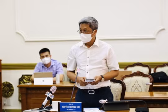 Thứ trưởng Nguyễn Trường Sơn: “Dịch bệnh khả năng tiếp tục tăng, phạm vi không chỉ TP. HCM”