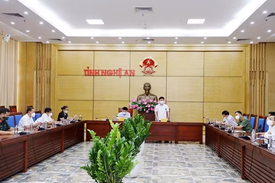 Từ ngày 3/7, dừng cách ly xã hội theo Chỉ thị 16, chuyển sang áp dụng Chỉ thị 15 tại TP. Vinh