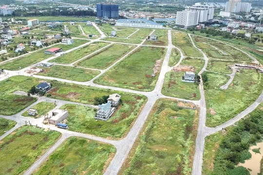 Thị trường bất động sản đất nền và căn hộ phía Nam hồi phục mạnh mẽ vào cuối năm