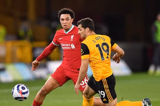 Giành chiến thắng trước Wolves, Liverpool kém tốp 4 đúng 5 điểm