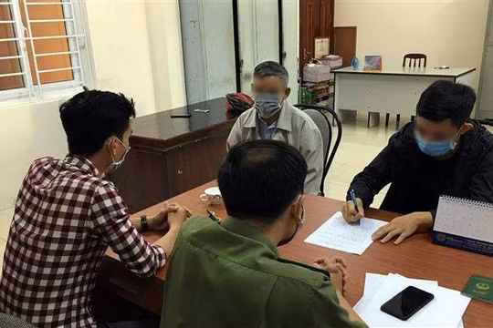 Học sinh lớp 10 bị triệu tập vì làm giả văn bản của Chủ tịch UBND tỉnh về Covid-19